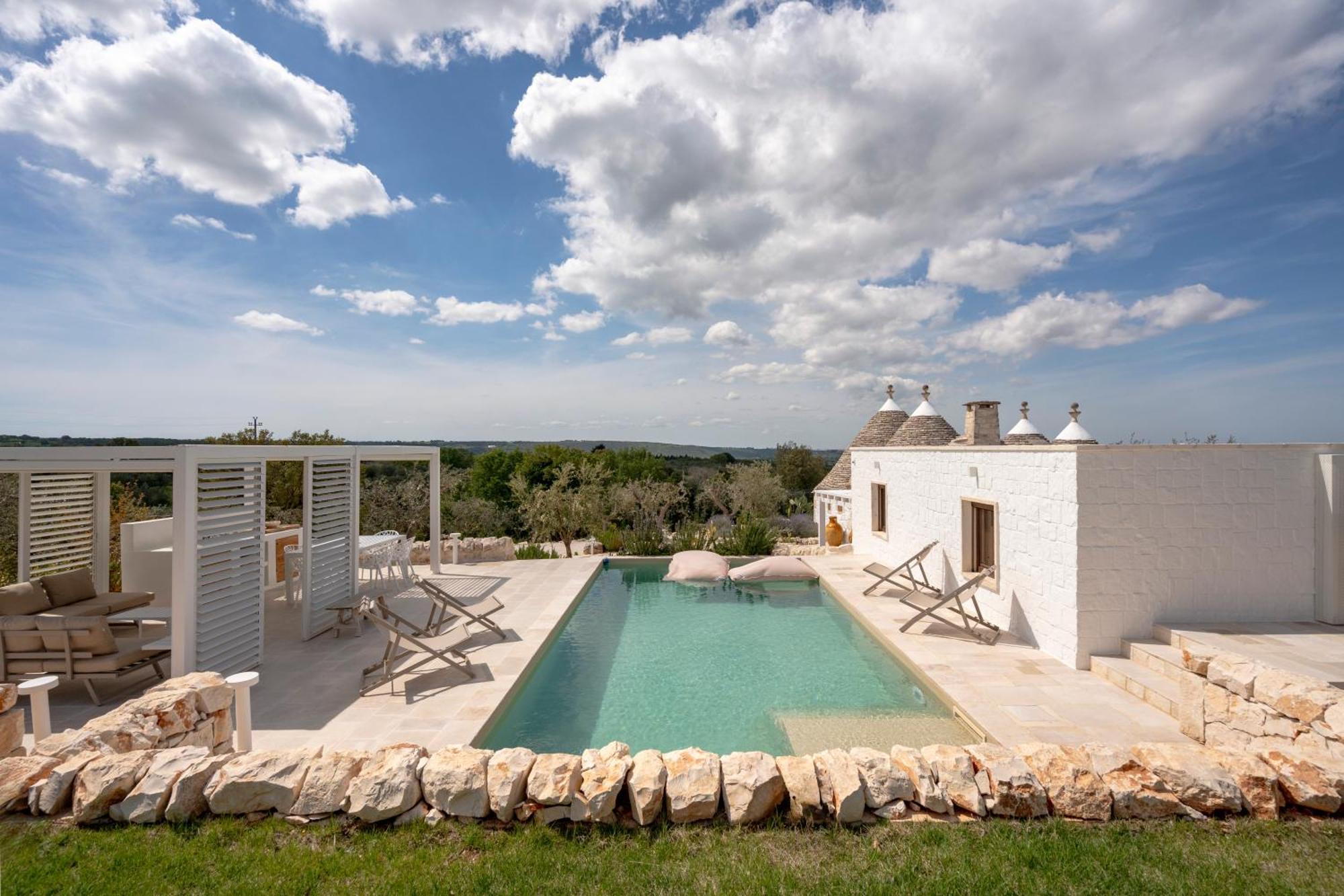 Trullo Perla Greta - Luxury Country Villa & Private Heated Pool Альберобелло Экстерьер фото